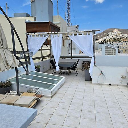 Simple And Special Appartement Ermoupoli Buitenkant foto
