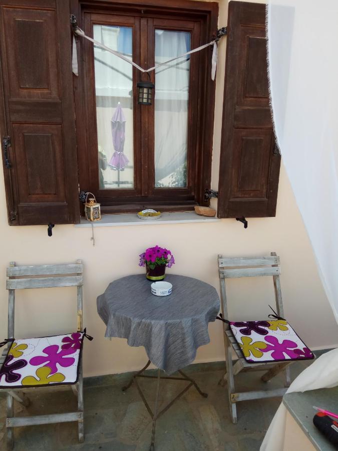 Simple And Special Appartement Ermoupoli Buitenkant foto
