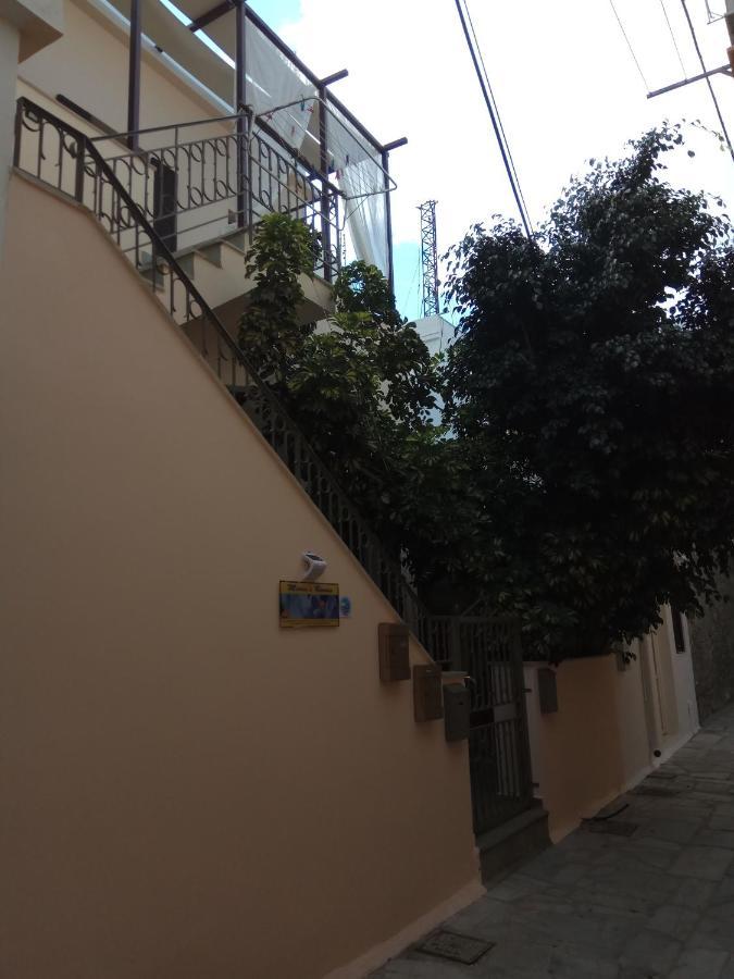 Simple And Special Appartement Ermoupoli Buitenkant foto