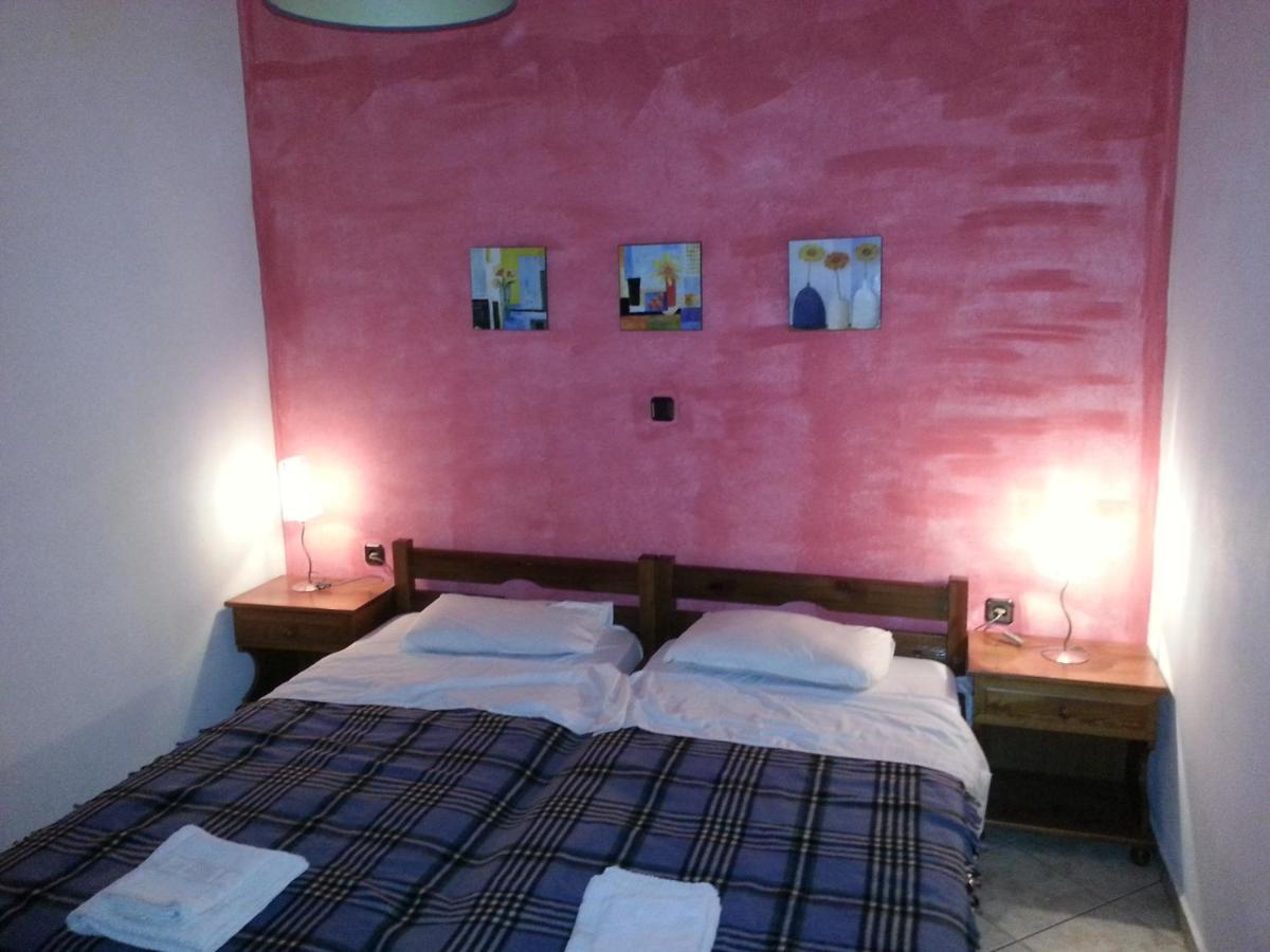 Simple And Special Appartement Ermoupoli Buitenkant foto